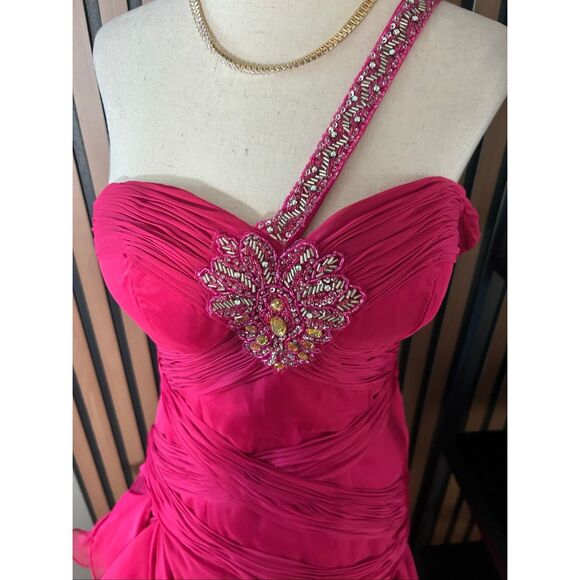 David’s bridal size 1/2 fusia dress y2k long train prom or homecoming - Picture 2 of 9